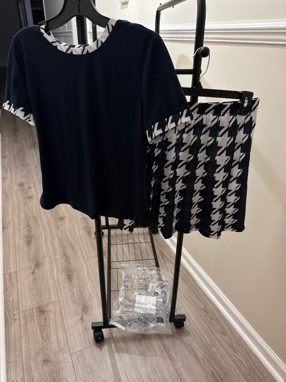 Skirt set